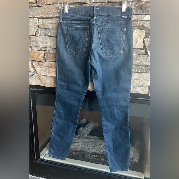 MOTHER Denim Women’s  “The Vamped” Style with Wash: “Gift Wrap” Jeans - Picture 2 of 15